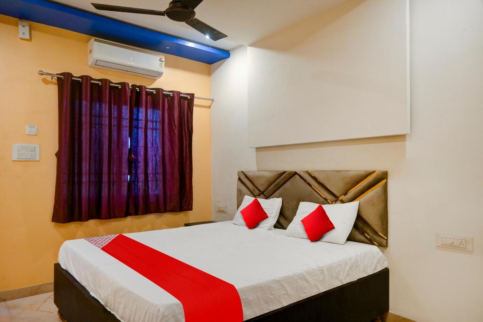 Hotel O Club Toronto Durg Экстерьер фото